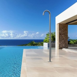 zunanji tuš za okolico bazena