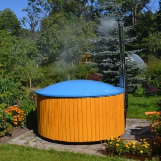 hot tube vroča z integrirano pečjo